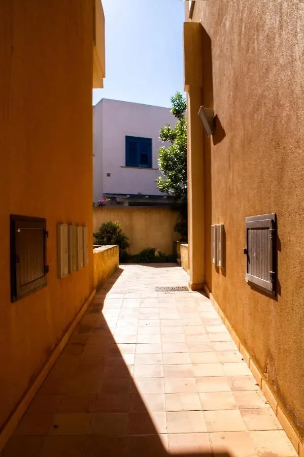 Casa Vacanze Di Anna E Selene Villa Favignana 0*,